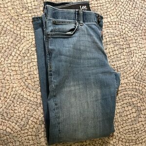 Lee 34x32 Straight Fit Tapered Leg Stretch Jeans